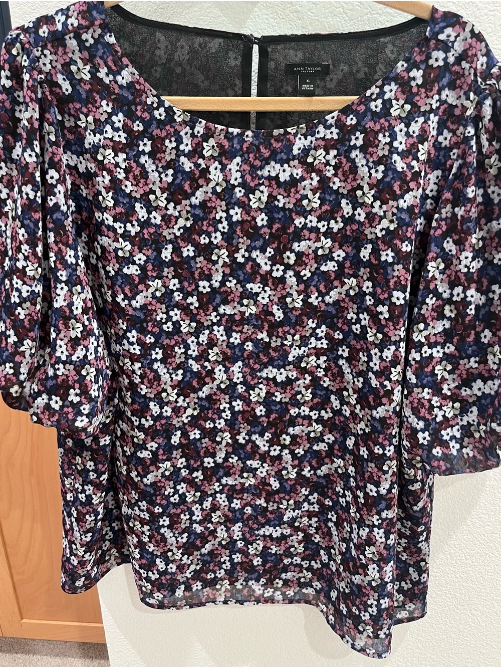 Ann Taylor Floral Blouse in Navy, White, Pink